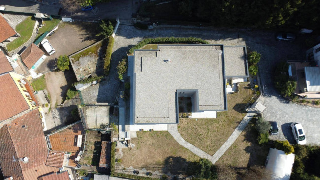 Casa singola in vendita a Lavena Ponte Tresa