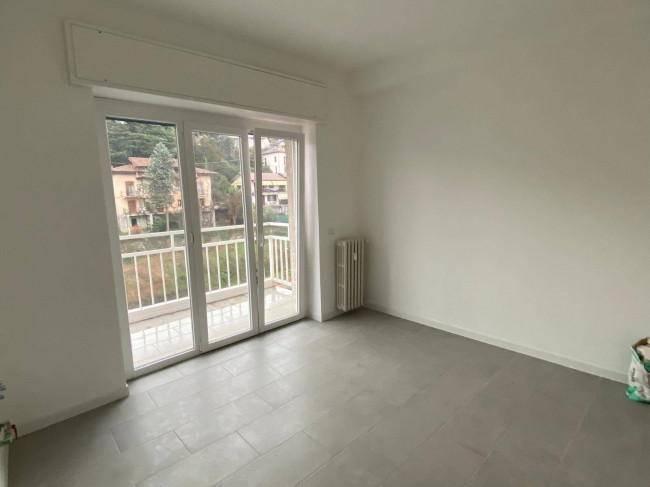 Appartamento in vendita a Gemonio