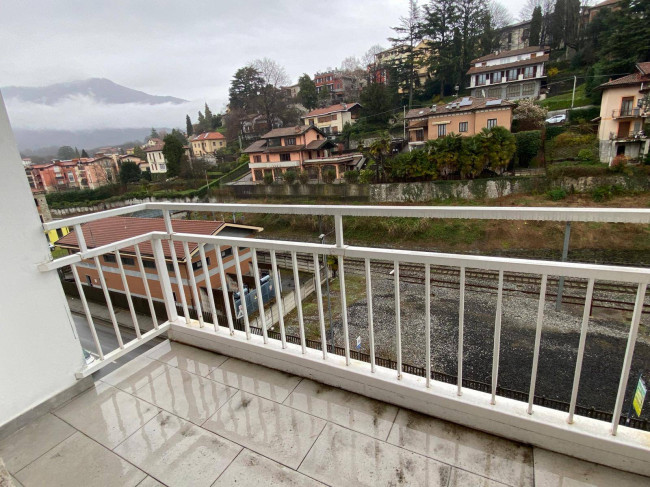 Appartamento in vendita a Gemonio