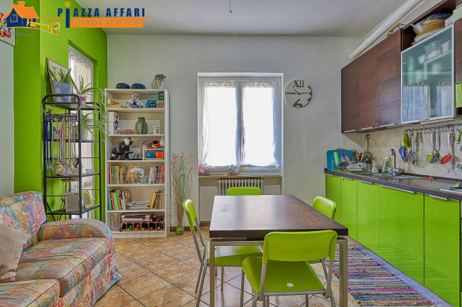 Appartamento in vendita a Lavena Ponte Tresa