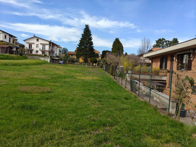 Terreno edificabile in vendita a Sumirago