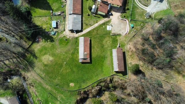 Terreno edificabile in vendita a Montegrino Valtravaglia