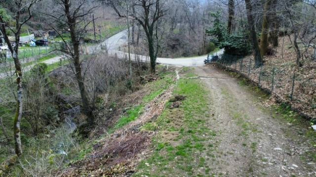 Terreno edificabile in vendita a Montegrino Valtravaglia