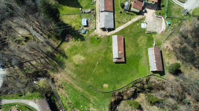 Terreno edificabile in vendita a Montegrino Valtravaglia