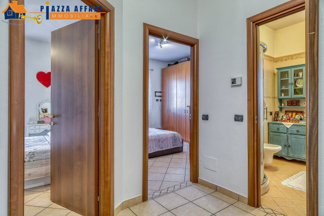 Villa in vendita a Marchirolo