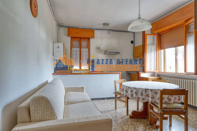 Porzione di Casa Terra / Cielo in vendita a Caronno Varesino