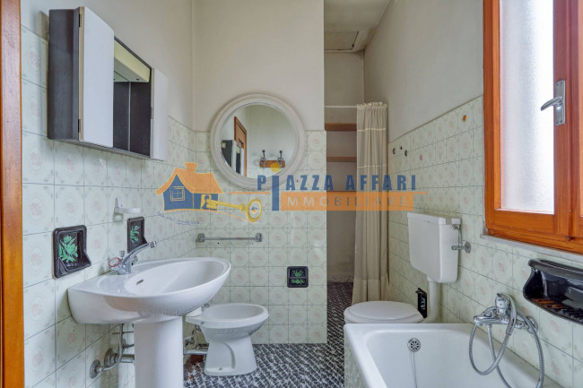 Porzione di Casa Terra / Cielo in vendita a Caronno Varesino