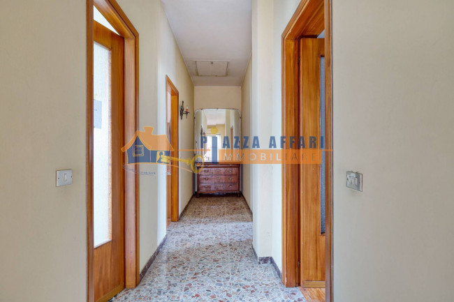 Porzione di Casa Terra / Cielo in vendita a Caronno Varesino