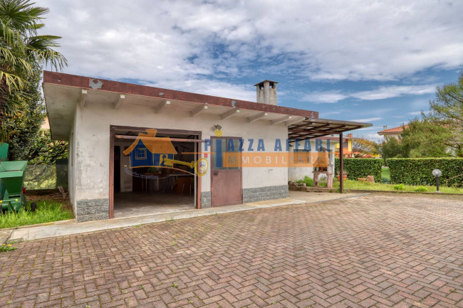 Porzione di Casa Terra / Cielo in vendita a Caronno Varesino