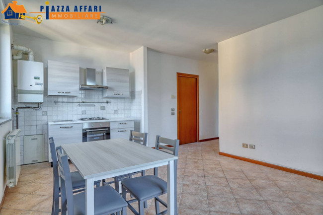 Appartamento in vendita a Varenna