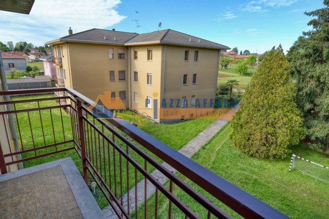 Appartamento in vendita a Caronno Varesino