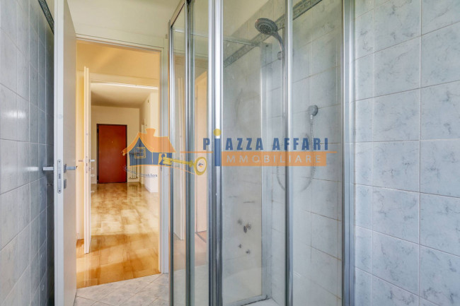 Appartamento in vendita a Caronno Varesino