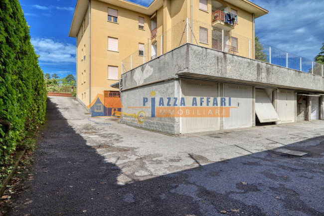 Appartamento in vendita a Caronno Varesino