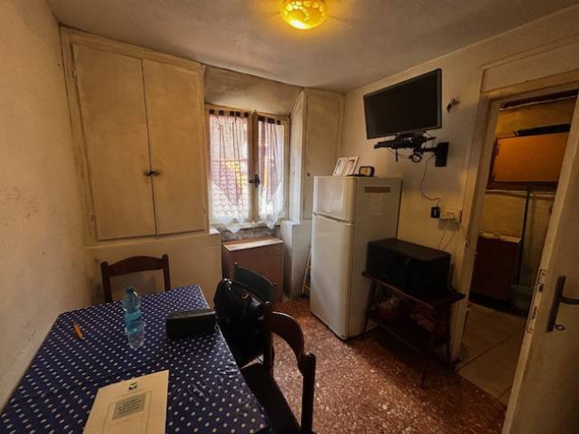 Porzione di Casa Terra / Cielo in vendita a Cadegliano-Viconago