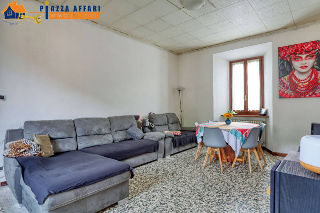 Appartamento in vendita a Marchirolo