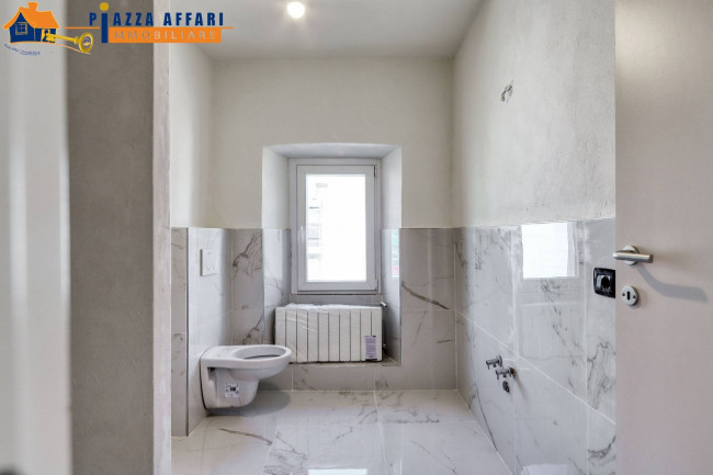 Appartamento in vendita a Cadegliano-Viconago