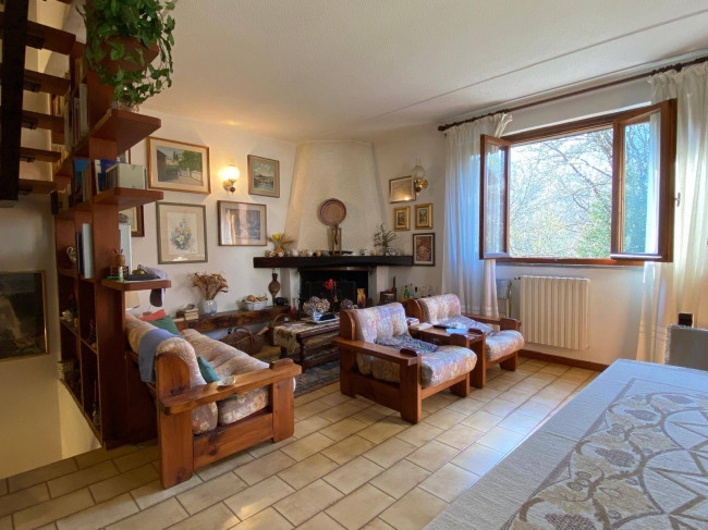 Villa Bifamigliare in vendita a Alta Valle Intelvi