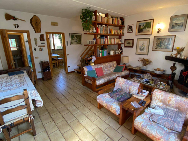 Villa Bifamigliare in vendita a Alta Valle Intelvi