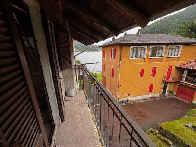 Appartamento in vendita a Lavena Ponte Tresa