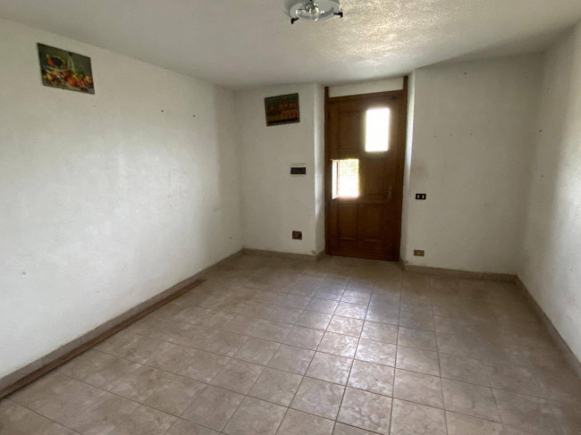 Porzione di Casa Terra / Cielo in vendita a Cadegliano-Viconago