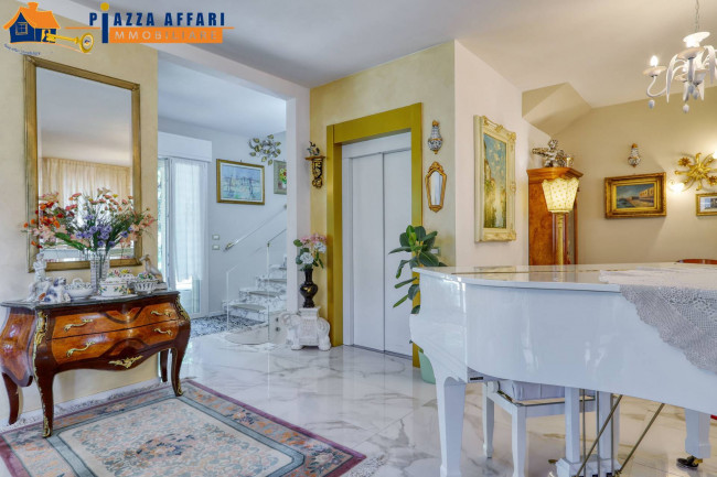 Casa singola in vendita a Camaiore