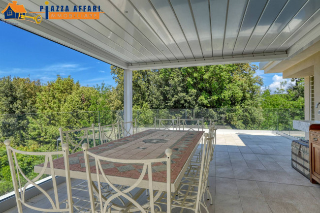 Casa singola in vendita a Camaiore