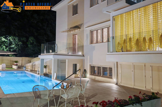 Casa singola in vendita a Camaiore