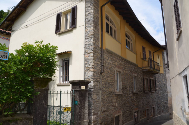 Appartamento in vendita a Marchirolo