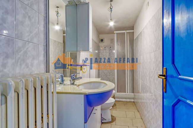Villa in vendita a Cairate