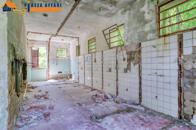 Casa singola in vendita a Viggiù