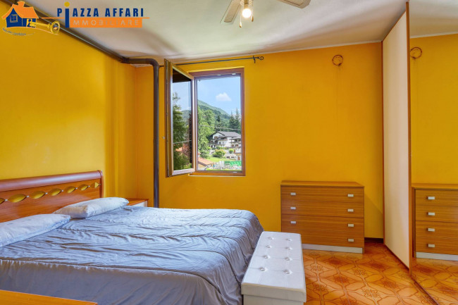 Porzione di Casa Terra / Cielo in vendita a Valganna