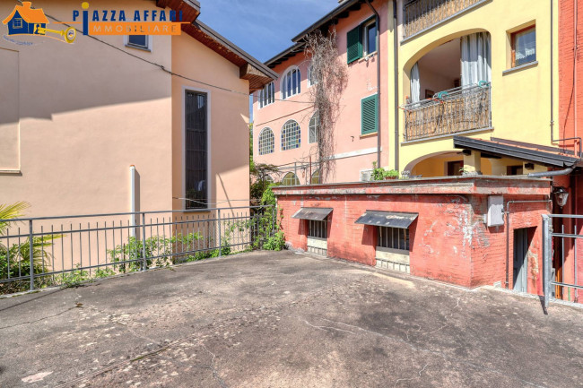 Porzione di Casa Terra / Cielo in vendita a Brusimpiano