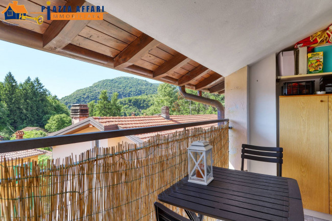 Porzione di Casa Terra / Cielo in vendita a Brusimpiano