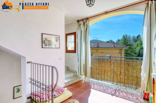 Porzione di Casa Terra / Cielo in vendita a Brusimpiano