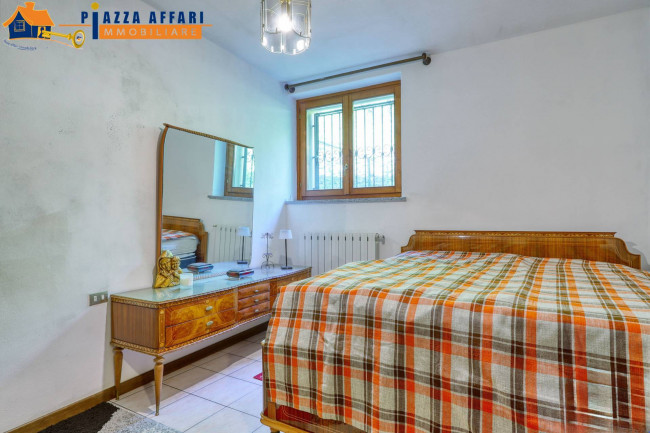 Porzione di Casa Terra / Cielo in vendita a Brusimpiano