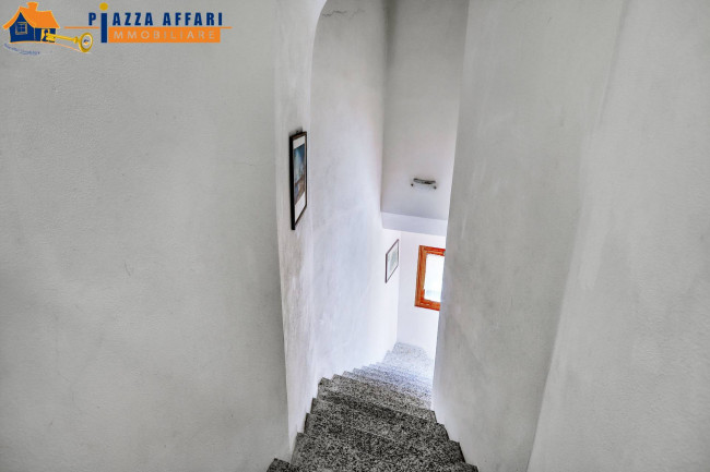 Porzione di Casa Terra / Cielo in vendita a Brusimpiano