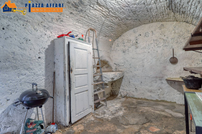Porzione di Casa Terra / Cielo in vendita a Brusimpiano