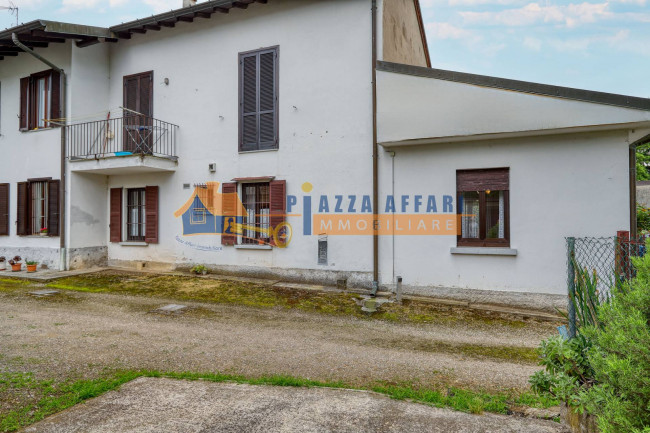 Appartamento in vendita a Solbiate Arno