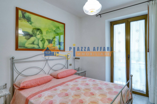 Porzione di Casa Terra / Cielo in vendita a Cardano al Campo