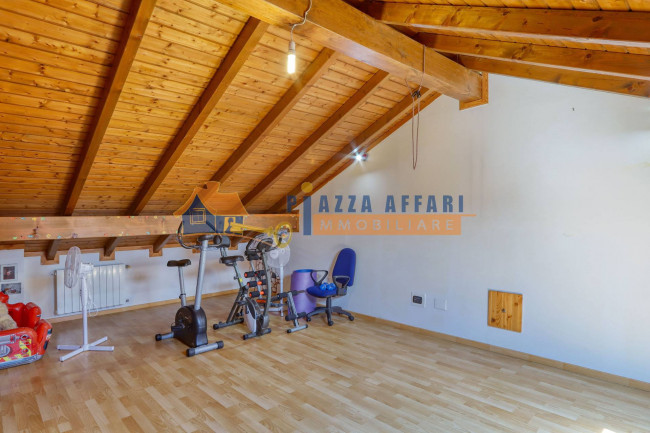 Villette a schiera in vendita a Cavaria con Premezzo