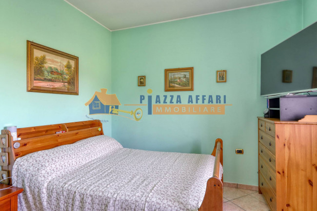 Appartamento in vendita a Oggiona con Santo Stefano