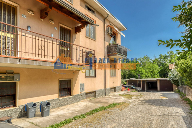 Appartamento in vendita a Oggiona con Santo Stefano