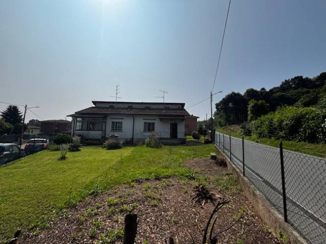 Villette a schiera in vendita a Arcisate