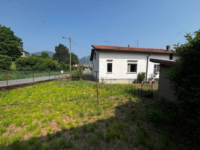 Villette a schiera in vendita a Arcisate