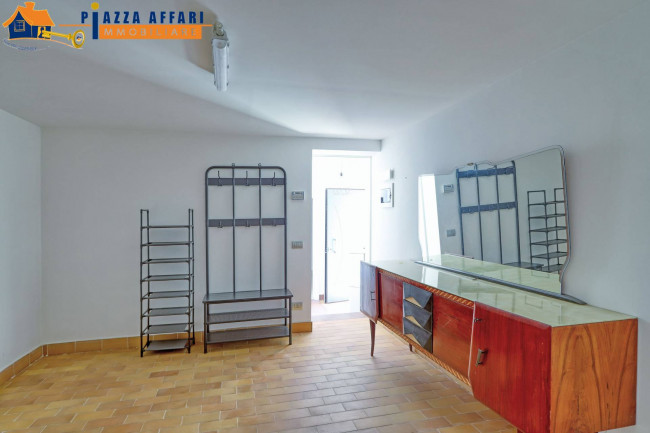 Porzione di Casa Terra / Cielo in vendita a Cugliate-Fabiasco