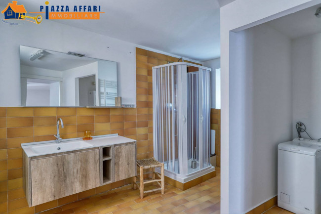 Porzione di Casa Terra / Cielo in vendita a Cugliate-Fabiasco