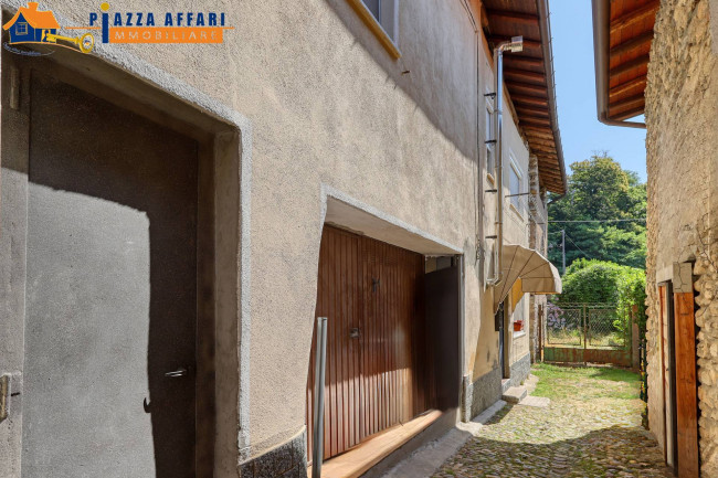 Porzione di Casa Terra / Cielo in vendita a Cugliate-Fabiasco