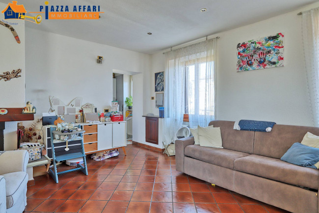 Appartamento in vendita a Marchirolo