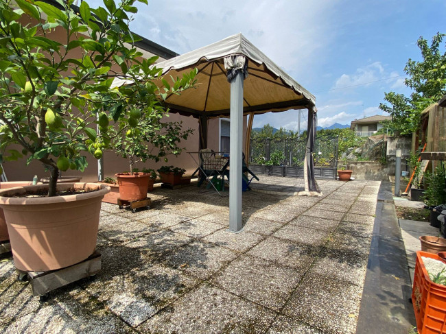 Casa singola in vendita a Luino
