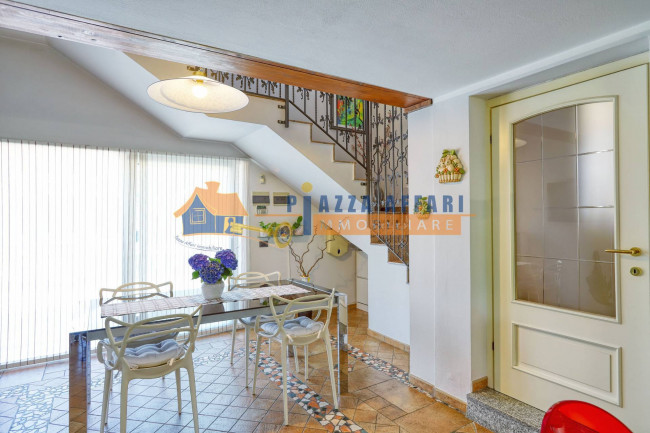Villa in vendita a Carnago